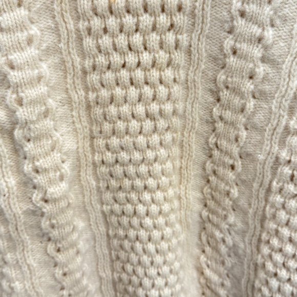 Vintage John Molloy Light Tan Cable Knit Sweater Hand Fashioned 100% Wool Sz 44 - Picture 2 of 6